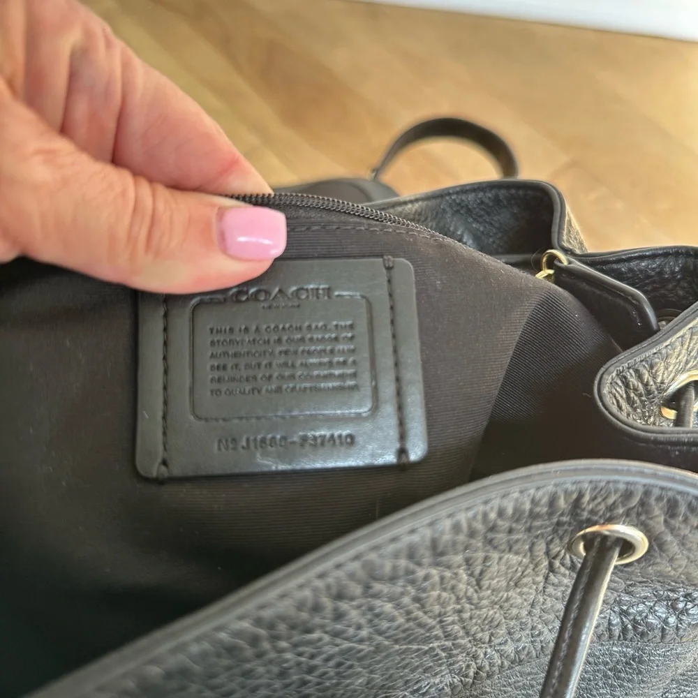 COACH F37410 BILLIE BACKPACK  BLACK PEBBLED LEATHER GOLD TRIM - Picture 8 of 13